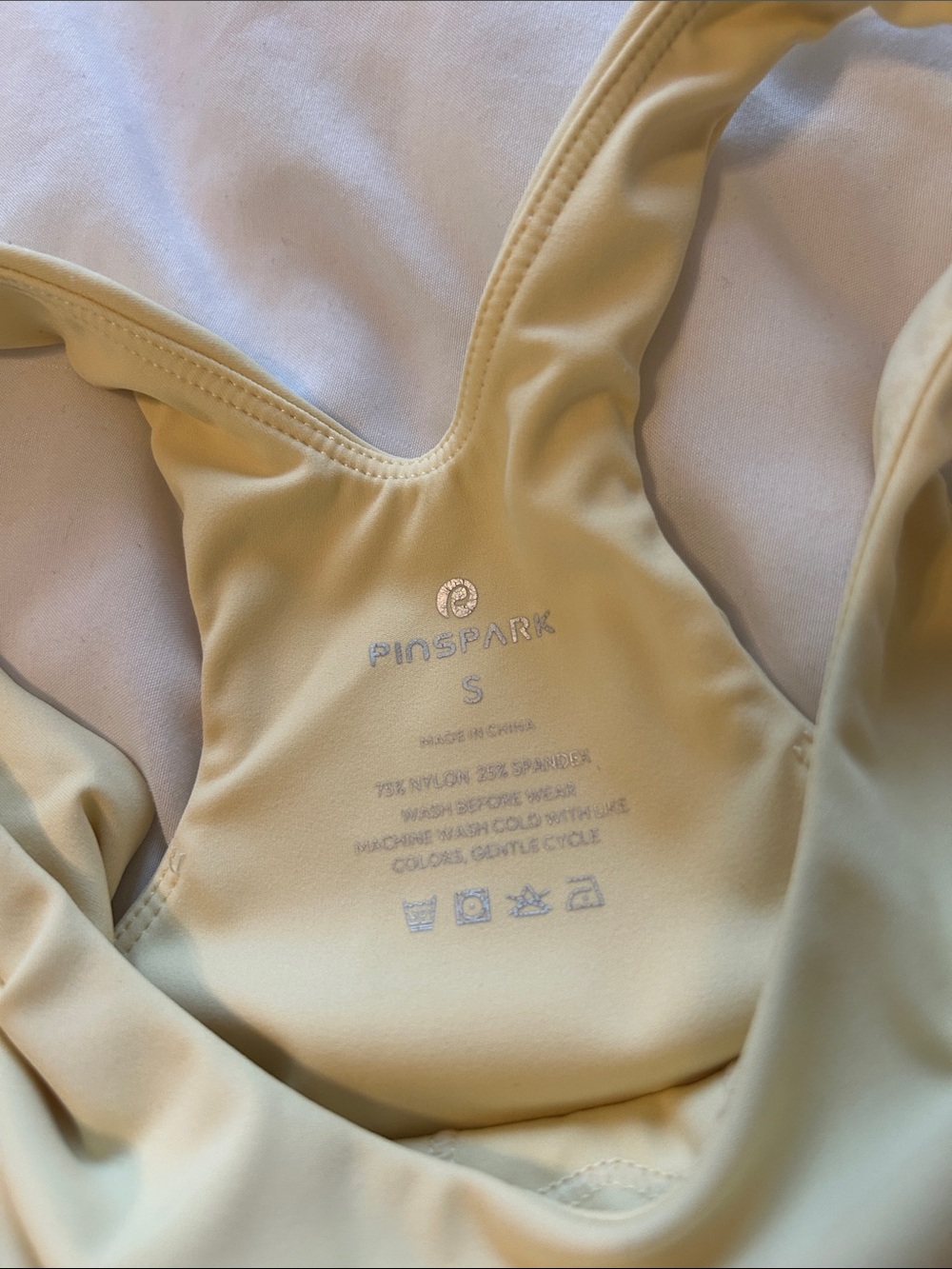 Pinspark - women’s tennis cropped top - Picture 2 of 5